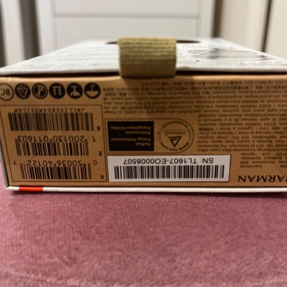 New JBL Live Beam 3 Wireless Earbuds - Picture 2 of 5